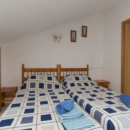 Cristian Sur 12 Two Bed Appartement